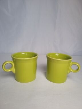 Fiestaware Lot Of 2 Lemongrass Green Coffee Mugs Homer Laughlin